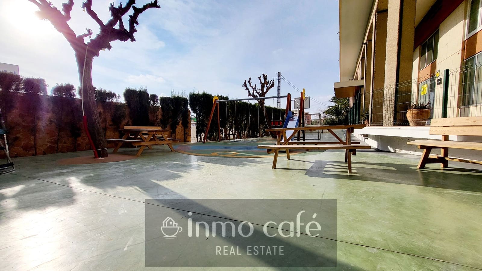 4 bedroom Apartment for sale in Alicante / Alacant city with pool garage - € 365,000 (Ref: 8887129)
