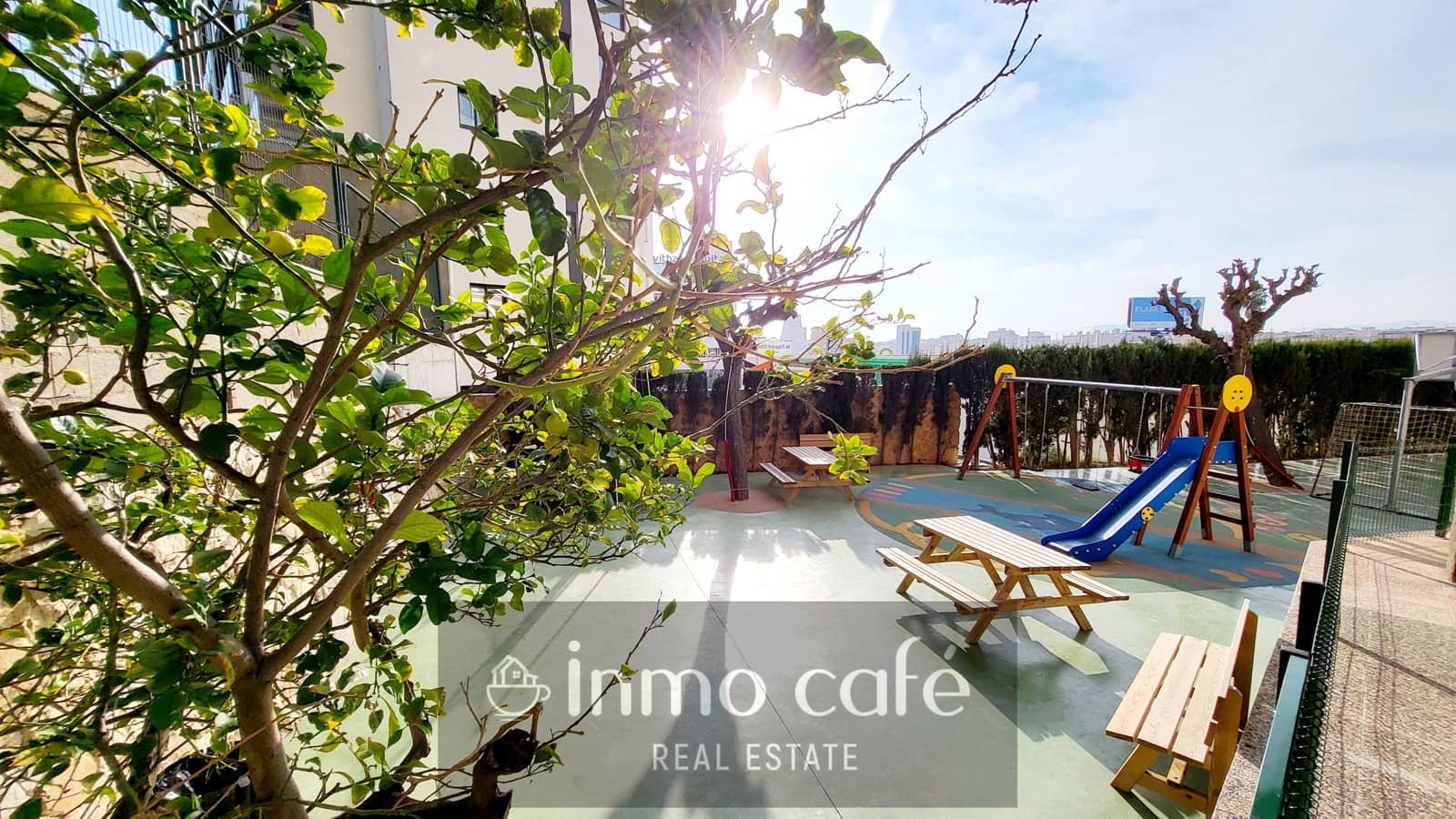 4 bedroom Apartment for sale in Alicante / Alacant city with pool garage - € 365,000 (Ref: 8887129)