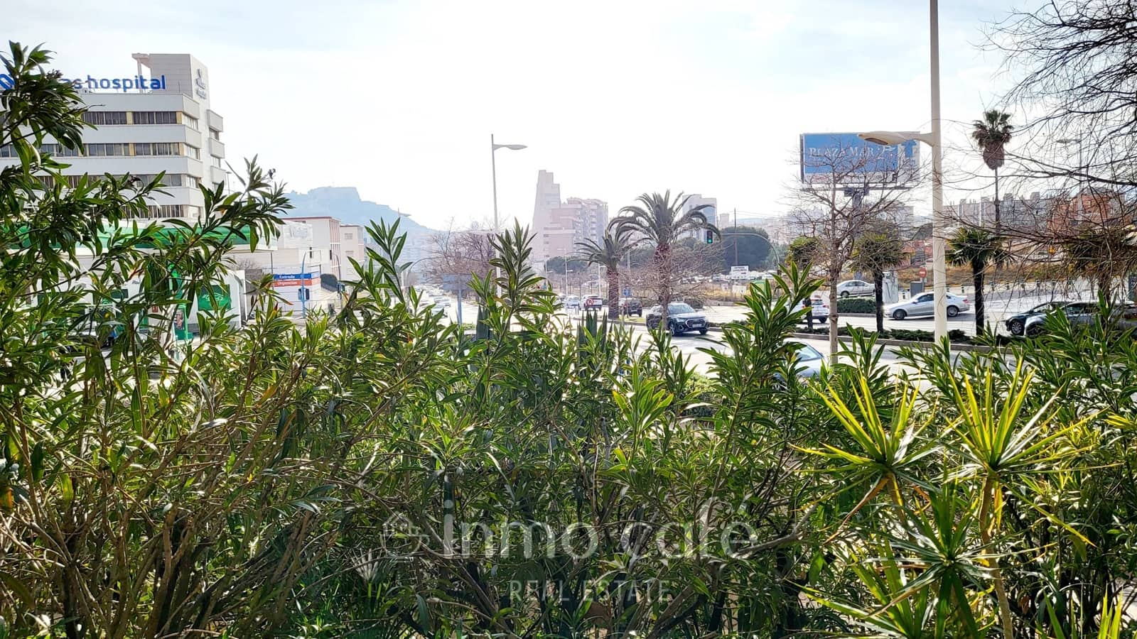 4 bedroom Apartment for sale in Alicante / Alacant city with pool garage - € 365,000 (Ref: 8887129)