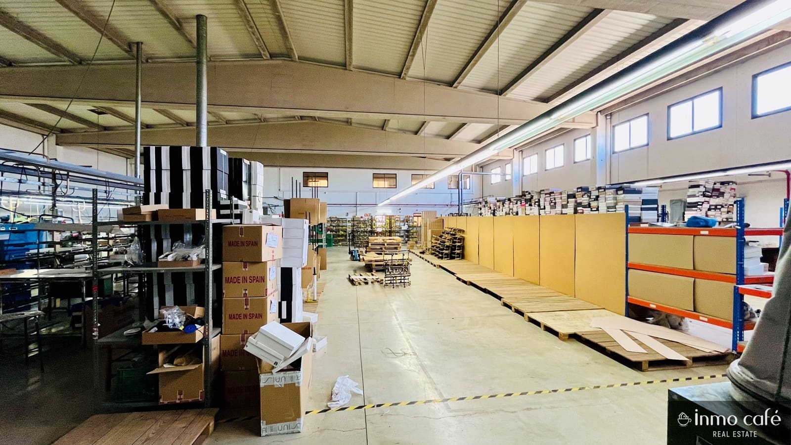 Commerciale in vendita in Monovar / Monover - 399.000 € (Rif: 8894164)