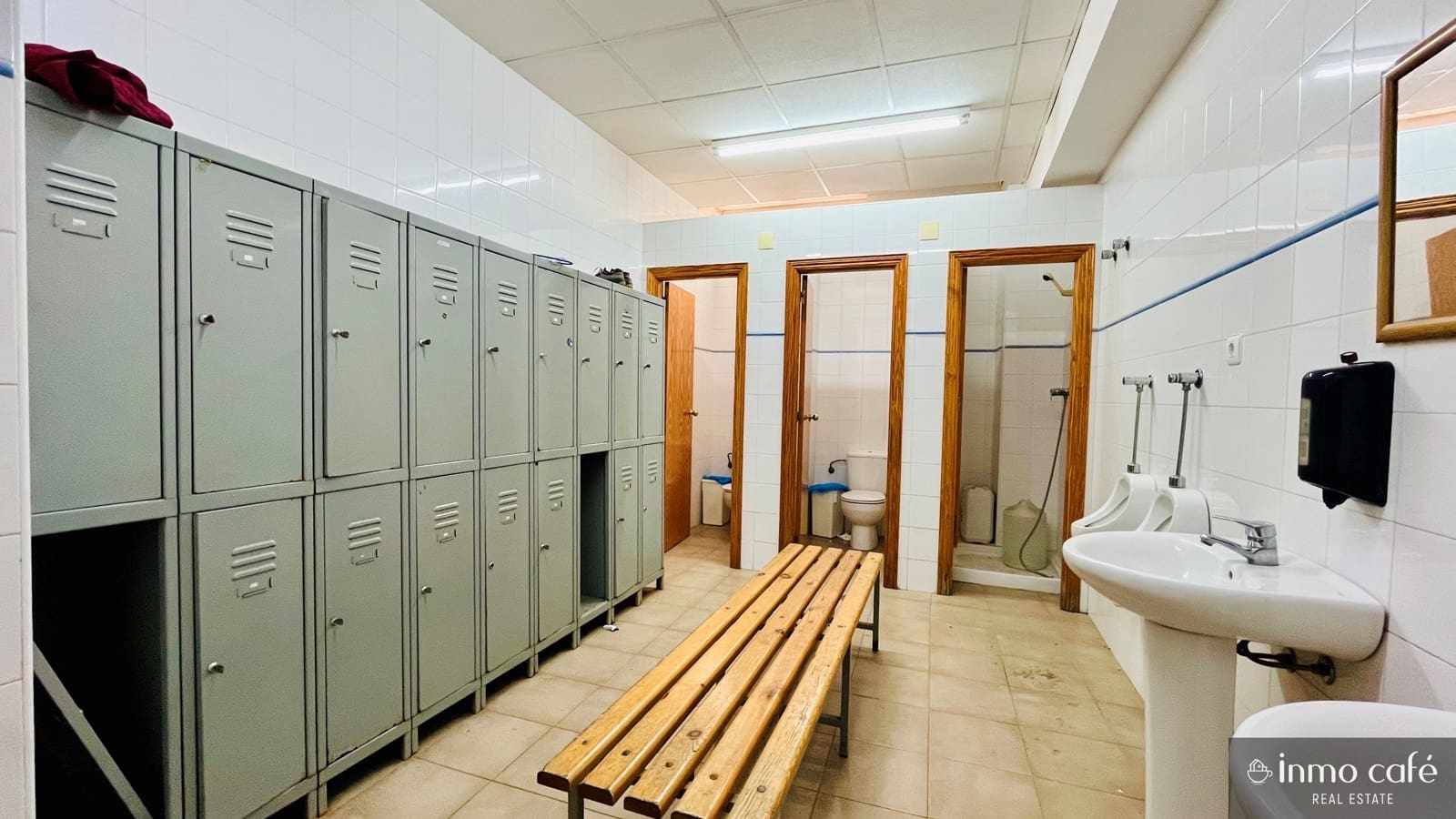 Commerciale in vendita in Monovar / Monover - 399.000 € (Rif: 8894164)