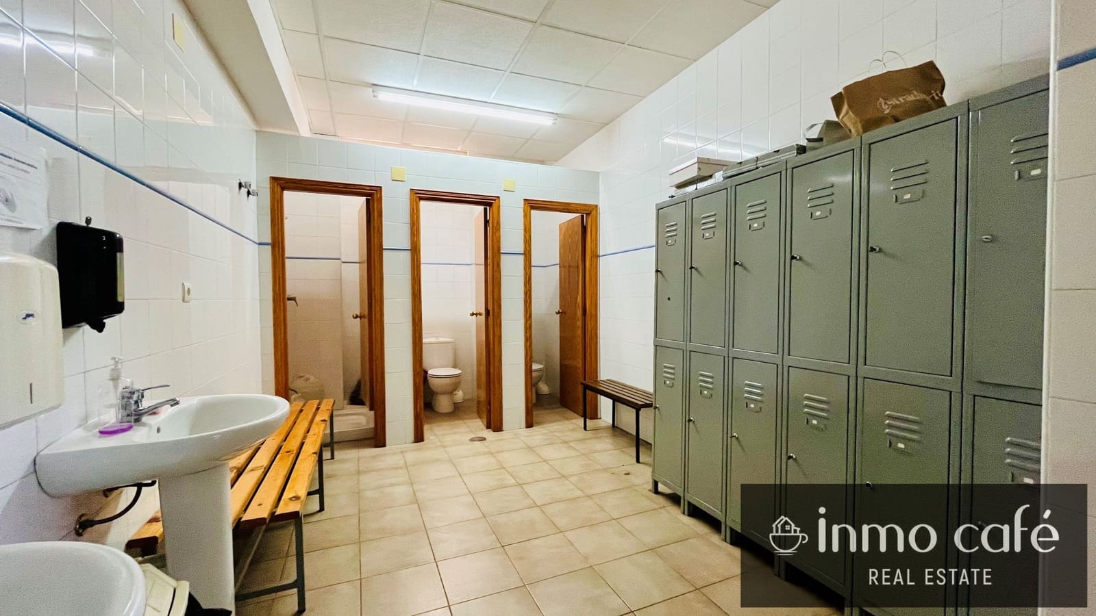Commercial for sale in Monovar / Monover - € 399,000 (Ref: 8894164)