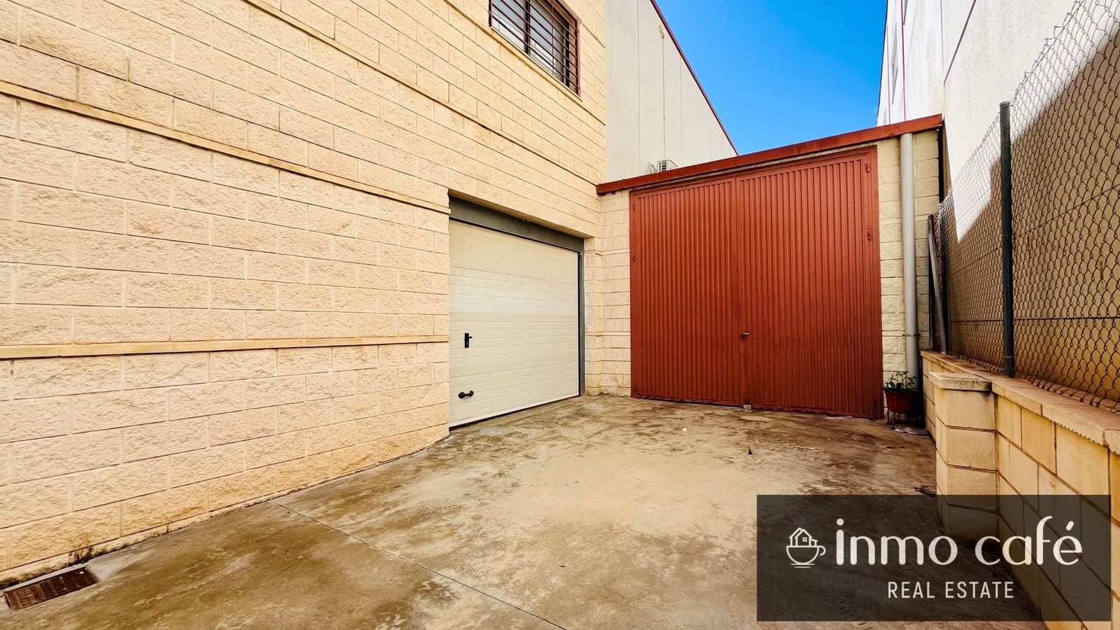 Commercial for sale in Monovar / Monover - € 399,000 (Ref: 8894164)
