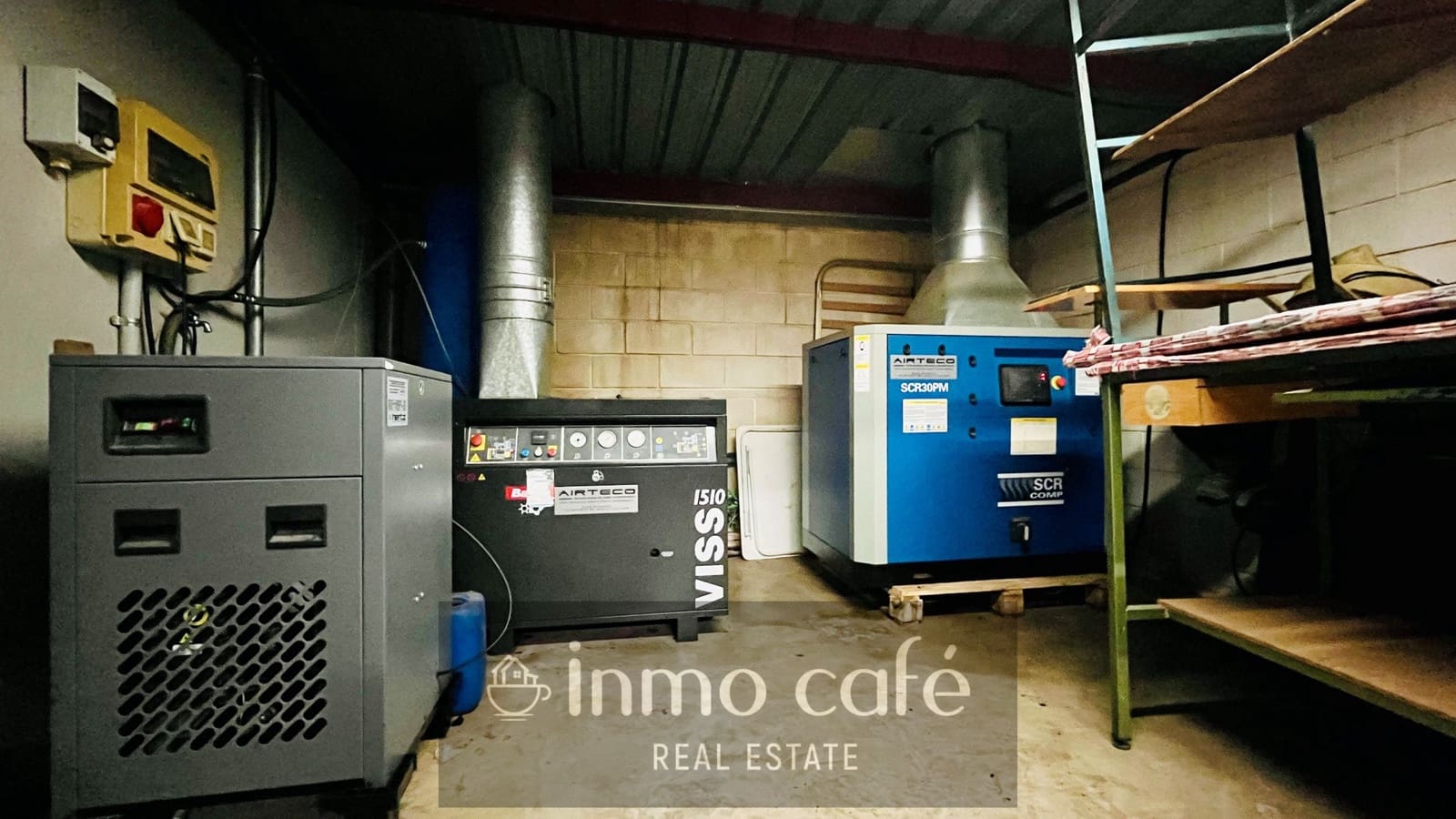 Commercial for sale in Monovar / Monover with garage - € 375,000 (Ref: 8894164)