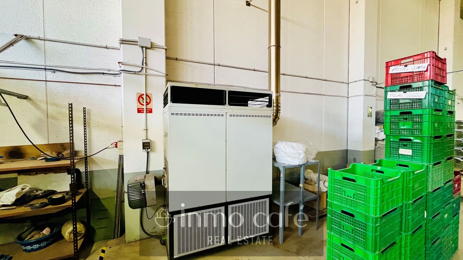 Commercial for sale in Monovar / Monover with garage - € 375,000 (Ref: 8894164)