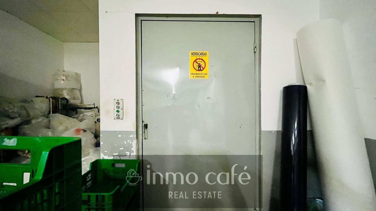 Commercial for sale in Monovar / Monover with garage - € 375,000 (Ref: 8894164)