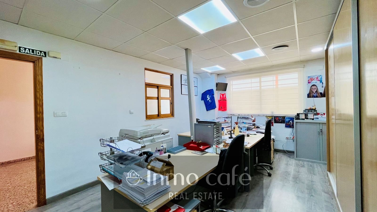 Commercial for sale in Monovar / Monover with garage - € 375,000 (Ref: 8894164)