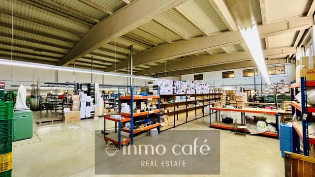 Comercial para venda em Monóvar / Monóver - 375 000 € (Ref: 8894164)