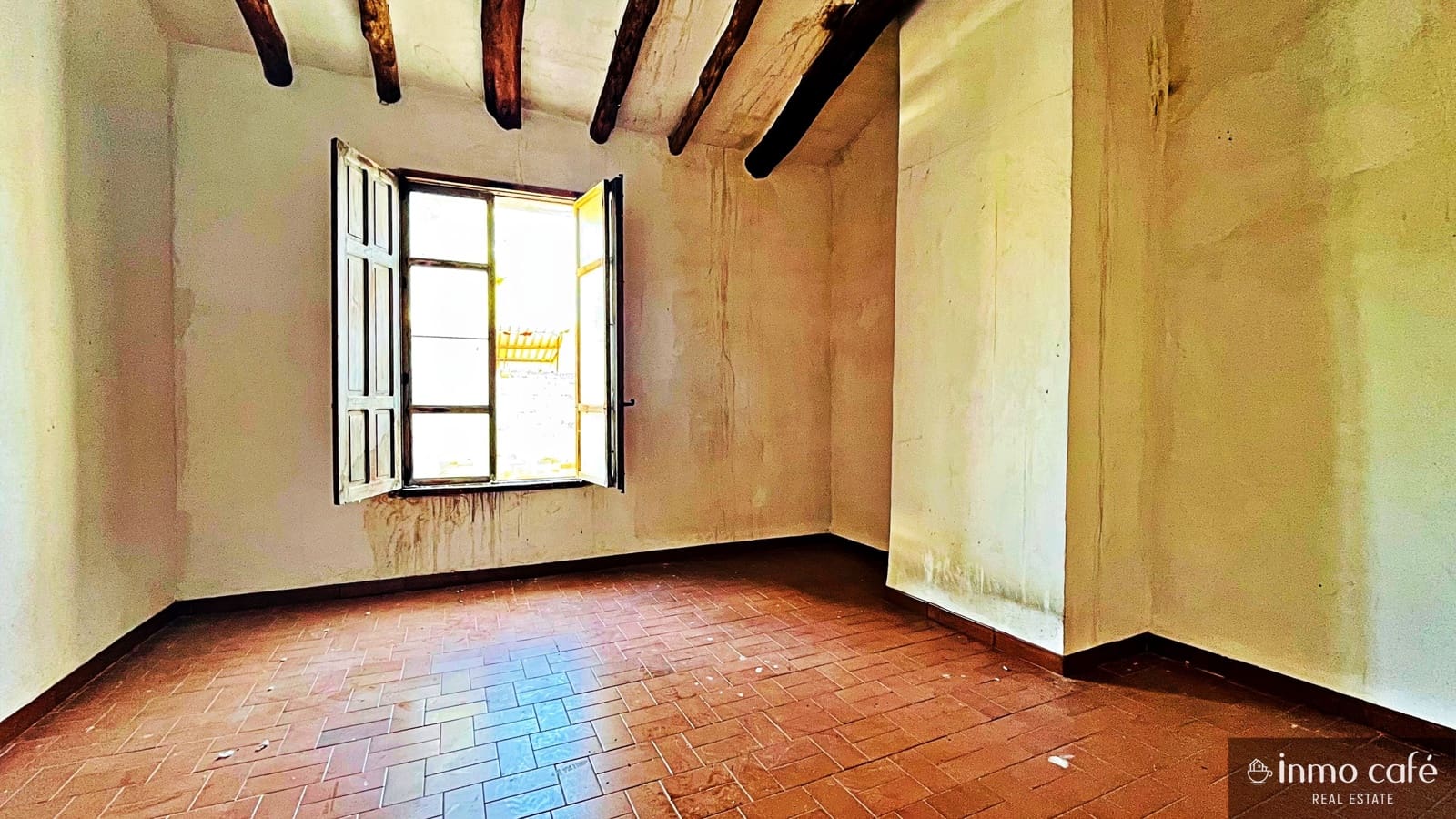 4 slaapkamer Finca/Landhuis te koop in Villena - € 90.000 (Ref: 9019207)