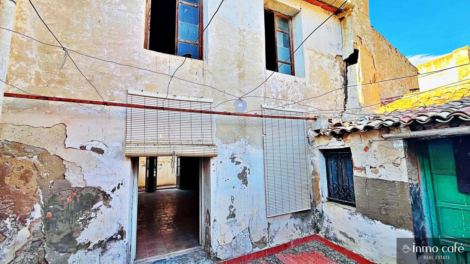 4 slaapkamer Finca/Landhuis te koop in Villena - € 90.000 (Ref: 9019207)