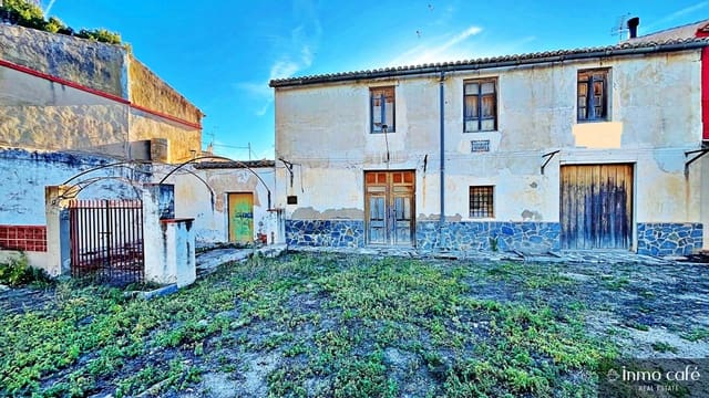 4 bedroom Finca/Country House for sale in Villena - € 90,000 (Ref: 9019207)