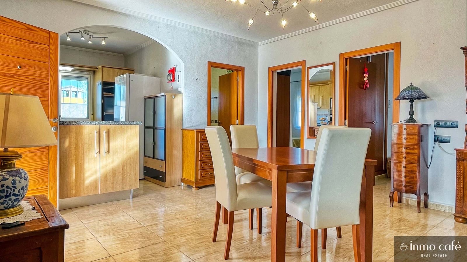 4 bedroom Villa for sale in Rojales with pool garage - € 389,000 (Ref: 9019631)