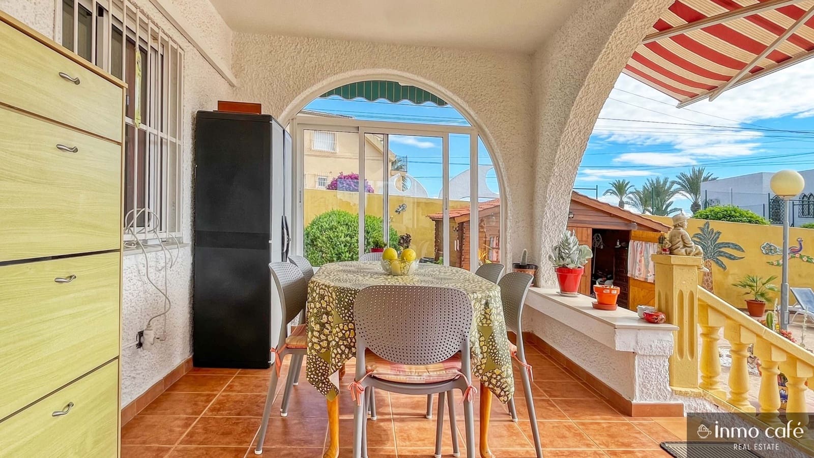 4 bedroom Villa for sale in Rojales with pool garage - € 389,000 (Ref: 9019631)