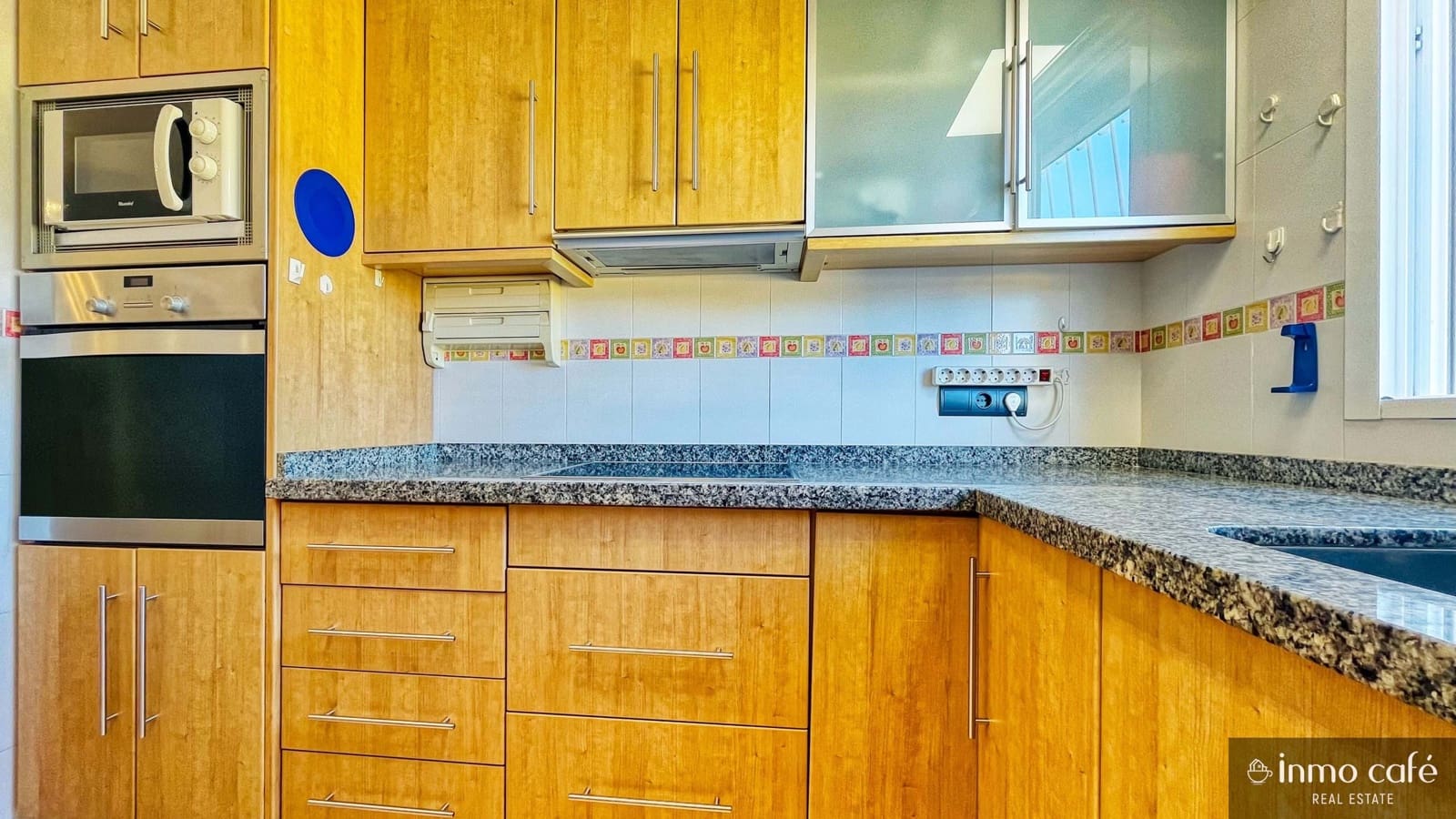 4 bedroom Villa for sale in Rojales with pool garage - € 389,000 (Ref: 9019631)