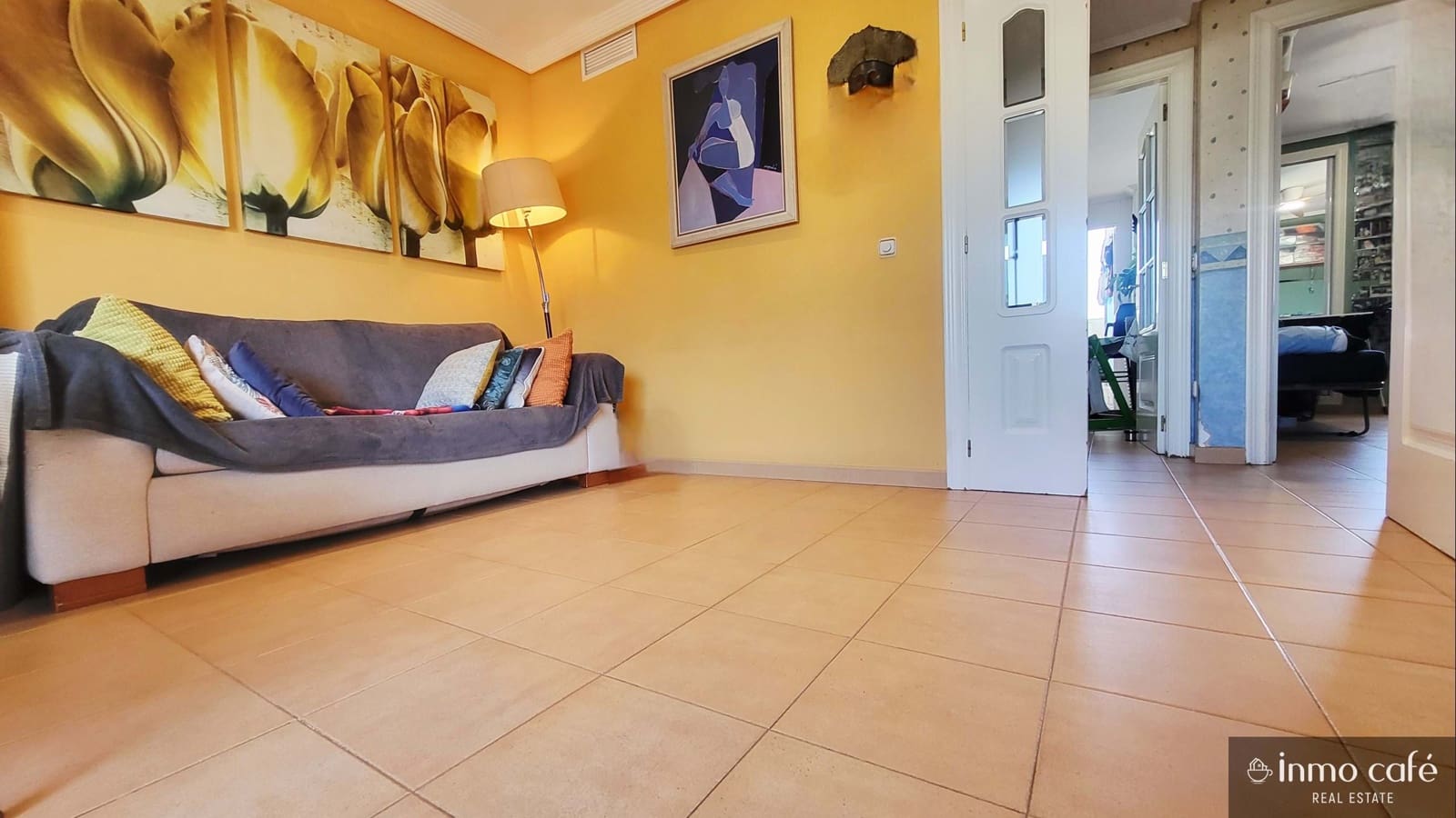 2 soveværelse Lejlighed til salg i Alicante by med swimmingpool garage - € 315.000 (Ref: 9025342)