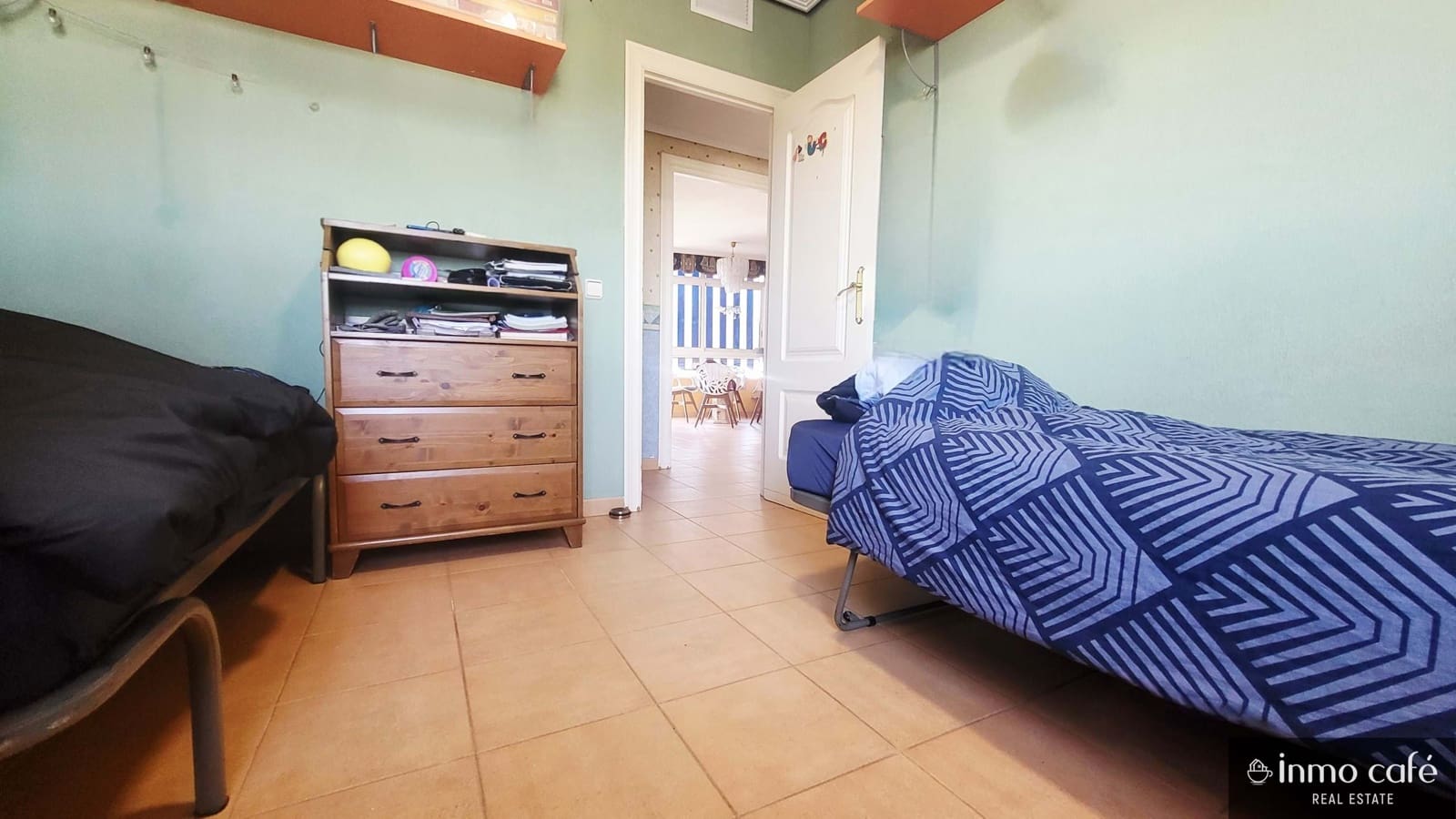 2 soveværelse Lejlighed til salg i Alicante by med swimmingpool garage - € 315.000 (Ref: 9025342)