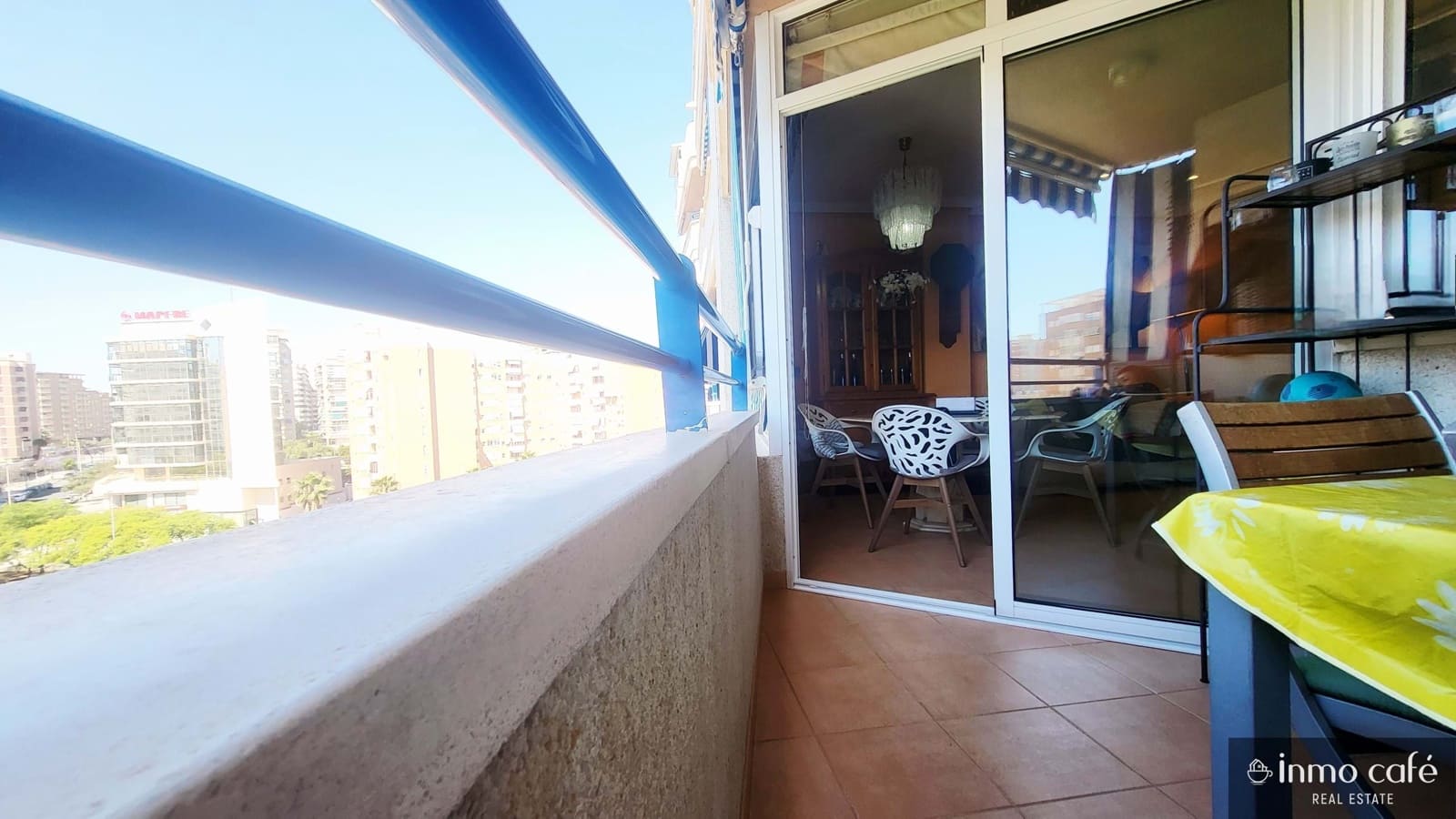 2 soveværelse Lejlighed til salg i Alicante by med swimmingpool garage - € 315.000 (Ref: 9025342)