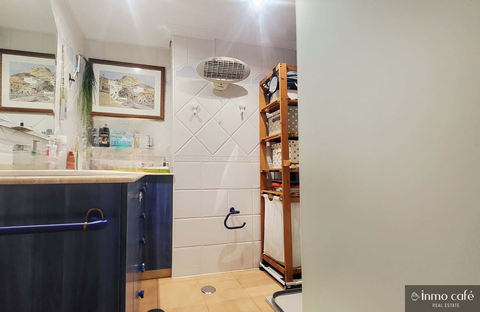 2 soveværelse Lejlighed til salg i Alicante by med swimmingpool garage - € 315.000 (Ref: 9025342)