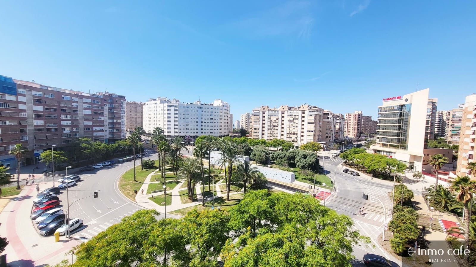 2 soveværelse Lejlighed til salg i Alicante by med swimmingpool garage - € 315.000 (Ref: 9025342)