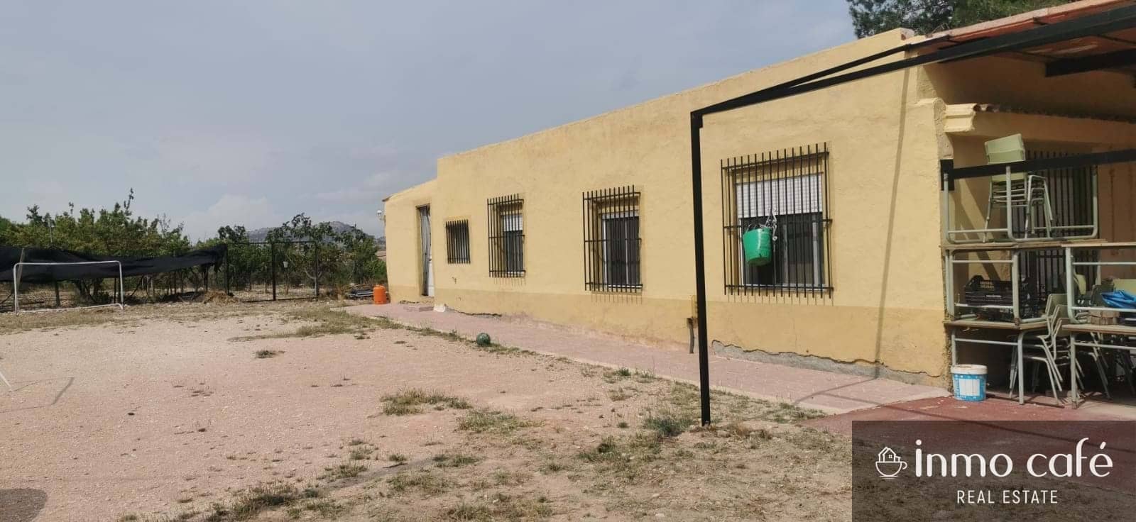 3 chambre Finca/Maison de Campagne à vendre à Monovar / Monover avec piscine garage - 183 000 € (Ref: 9042035)