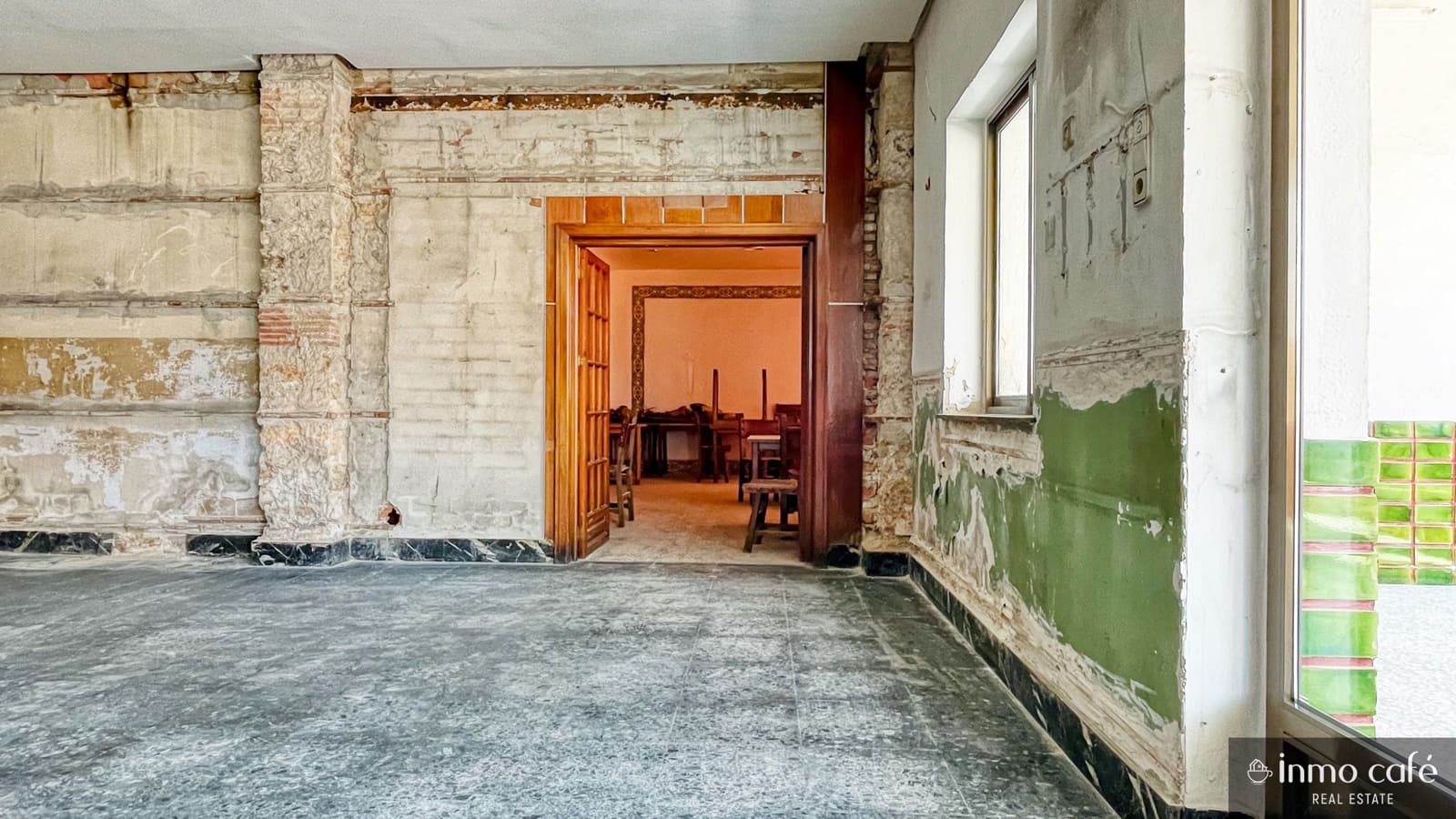 Erhverv til salg i L'Alcudia de Crespins med swimmingpool garage - € 125.000 (Ref: 9074641)