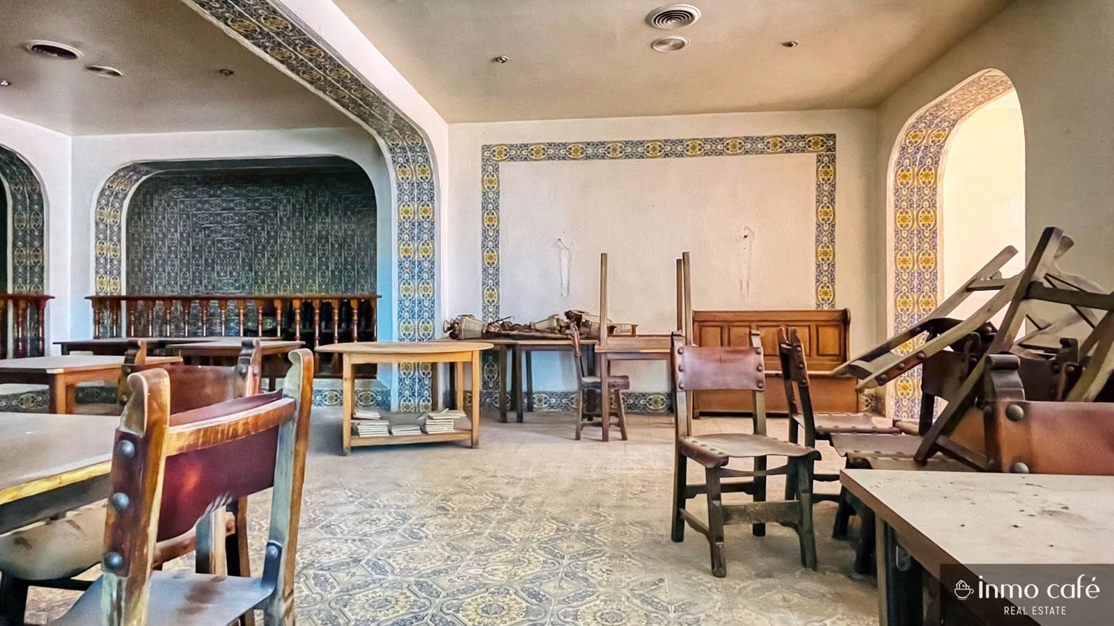 Erhverv til salg i L'Alcudia de Crespins med swimmingpool garage - € 125.000 (Ref: 9074641)