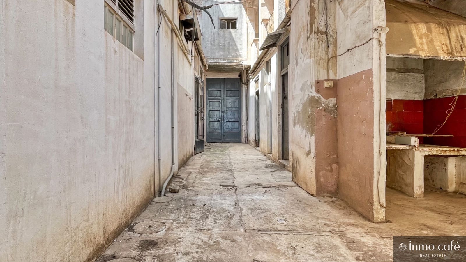 Erhverv til salg i L'Alcudia de Crespins med swimmingpool garage - € 125.000 (Ref: 9074641)