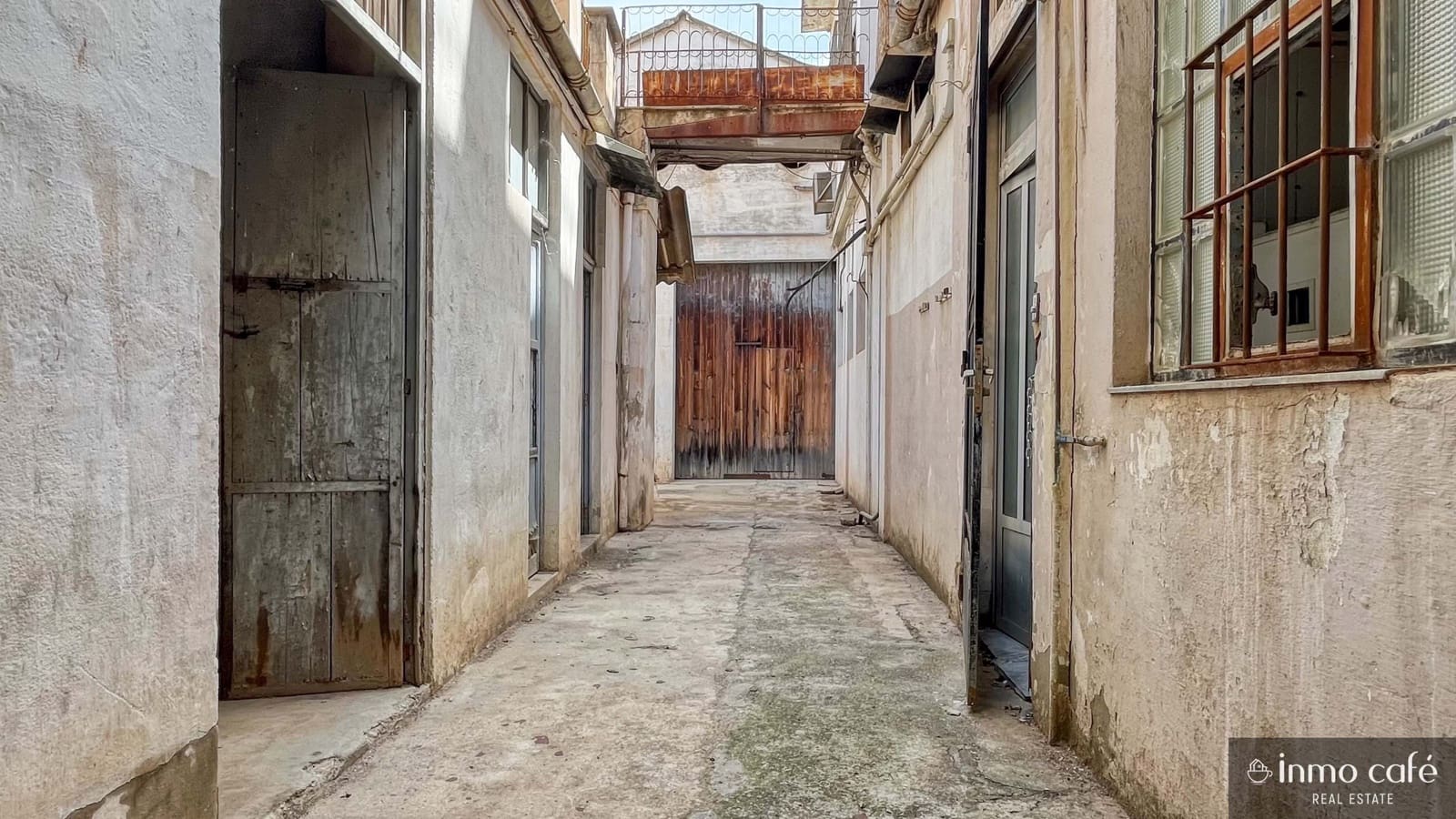 Erhverv til salg i L'Alcudia de Crespins med swimmingpool garage - € 125.000 (Ref: 9074641)