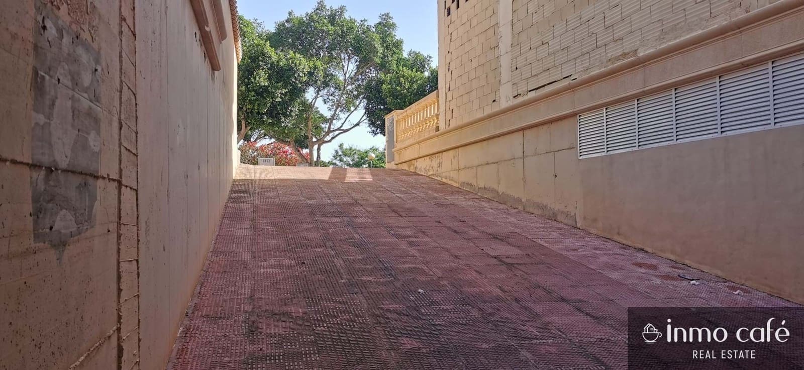 2 quarto Apartamento para venda em Guardamar del Segura com piscina garagem - 299 500 € (Ref: 9085632)