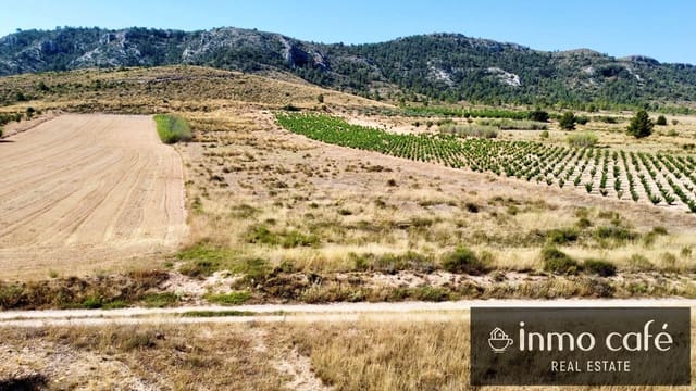 Teren niezagospodarowany na sprzedaż w Villena - 30 000 € (Ref: 9096293)