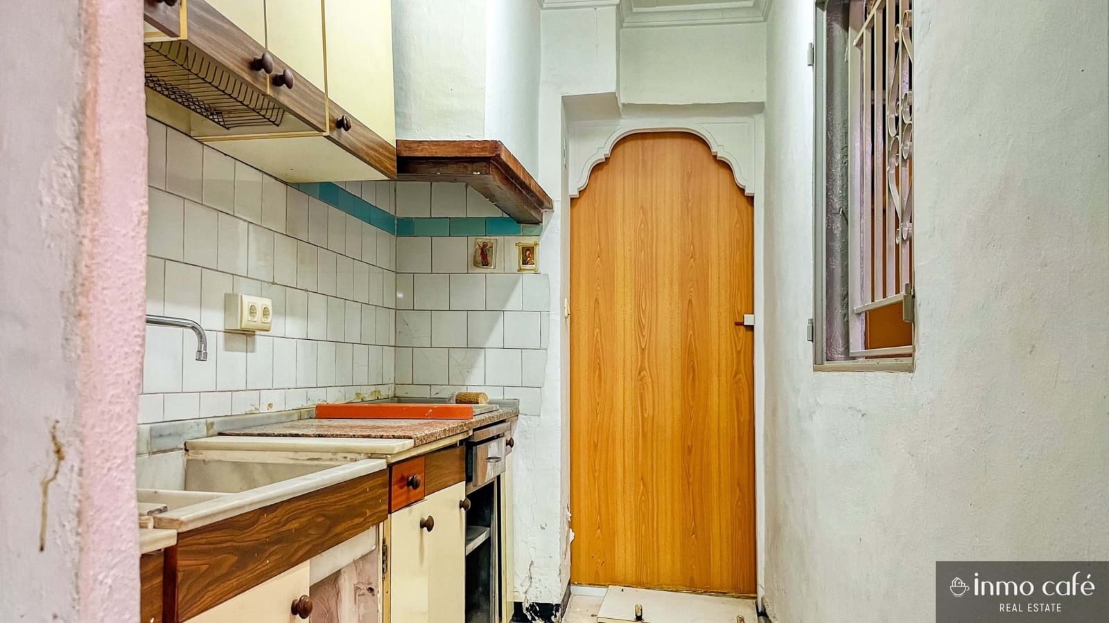 Commercial for sale in L'Alcudia de Crespins - € 54,700 (Ref: 9151545)