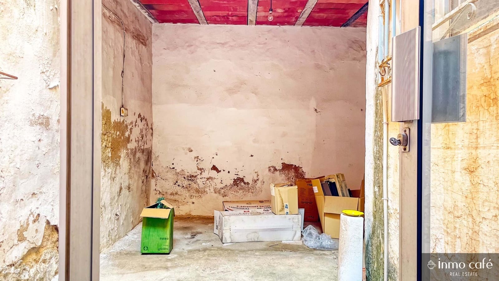 Commercial for sale in L'Alcudia de Crespins - € 54,700 (Ref: 9151545)