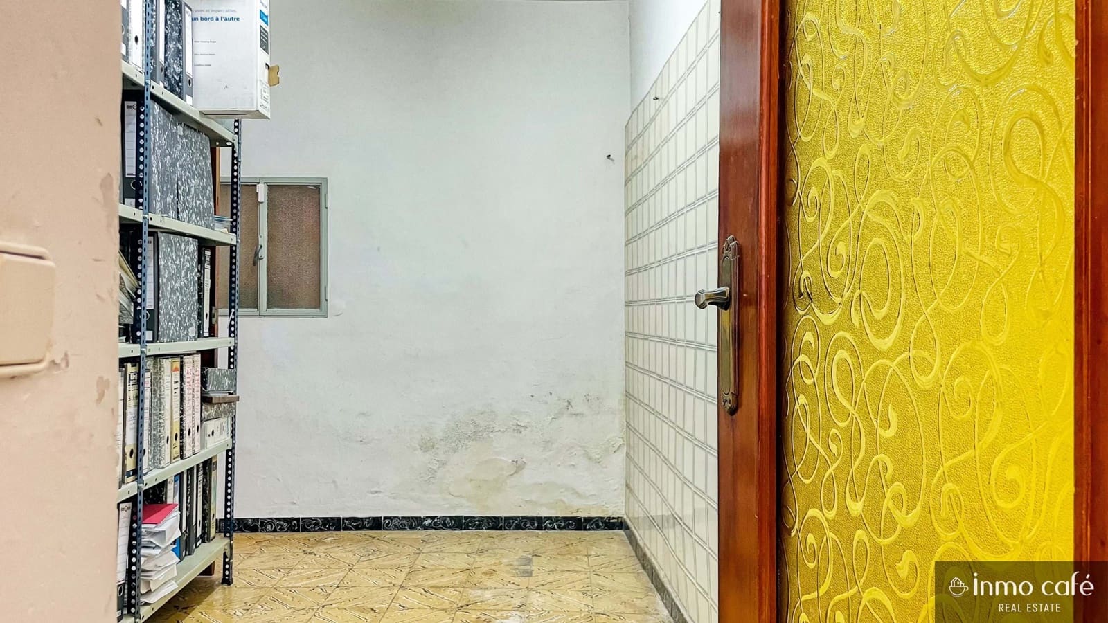 Commercial for sale in L'Alcudia de Crespins - € 54,700 (Ref: 9151545)