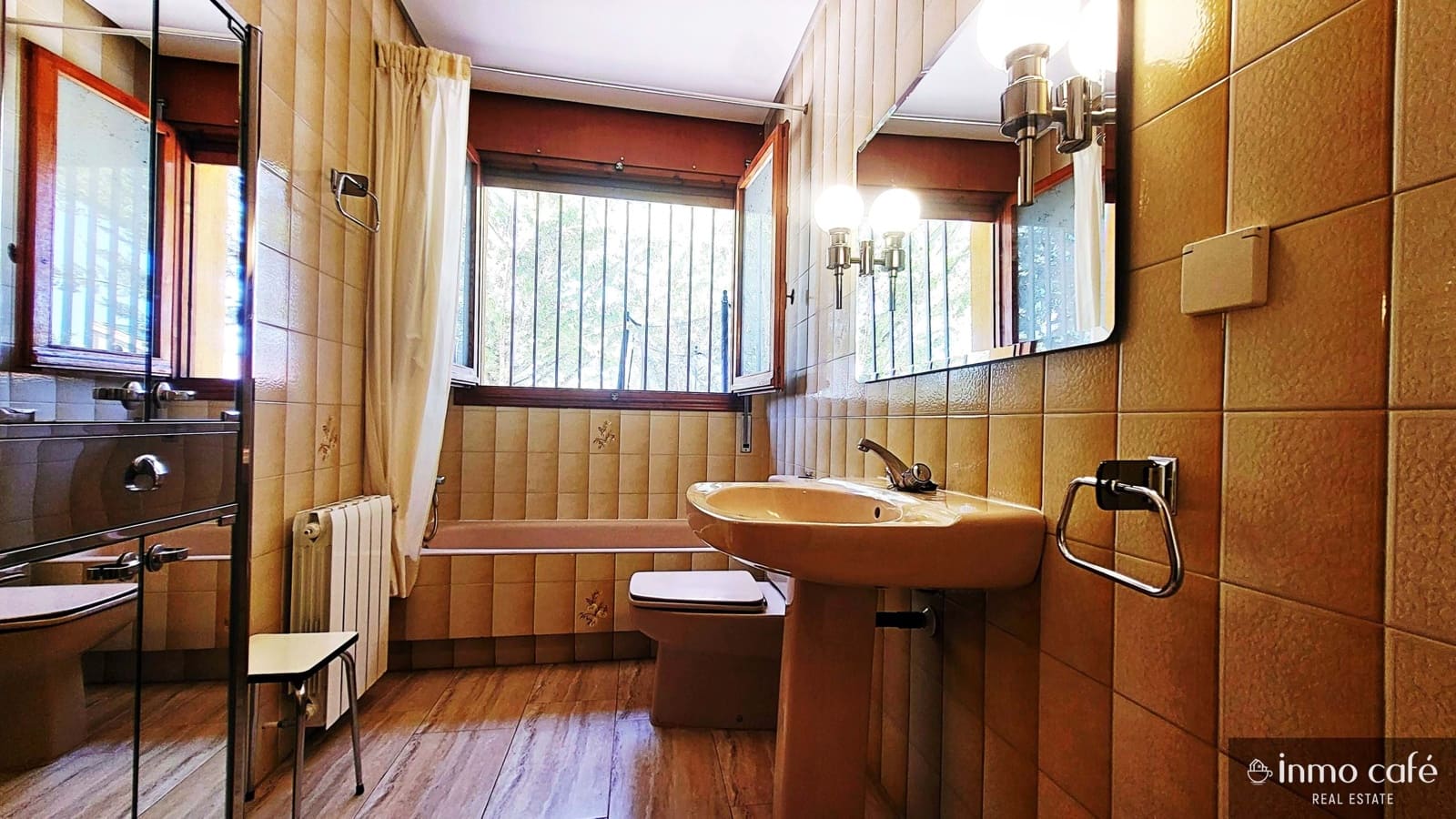 6 chambre Villa/Maison à vendre à Biar avec piscine garage - 349 000 € (Ref: 9160074)