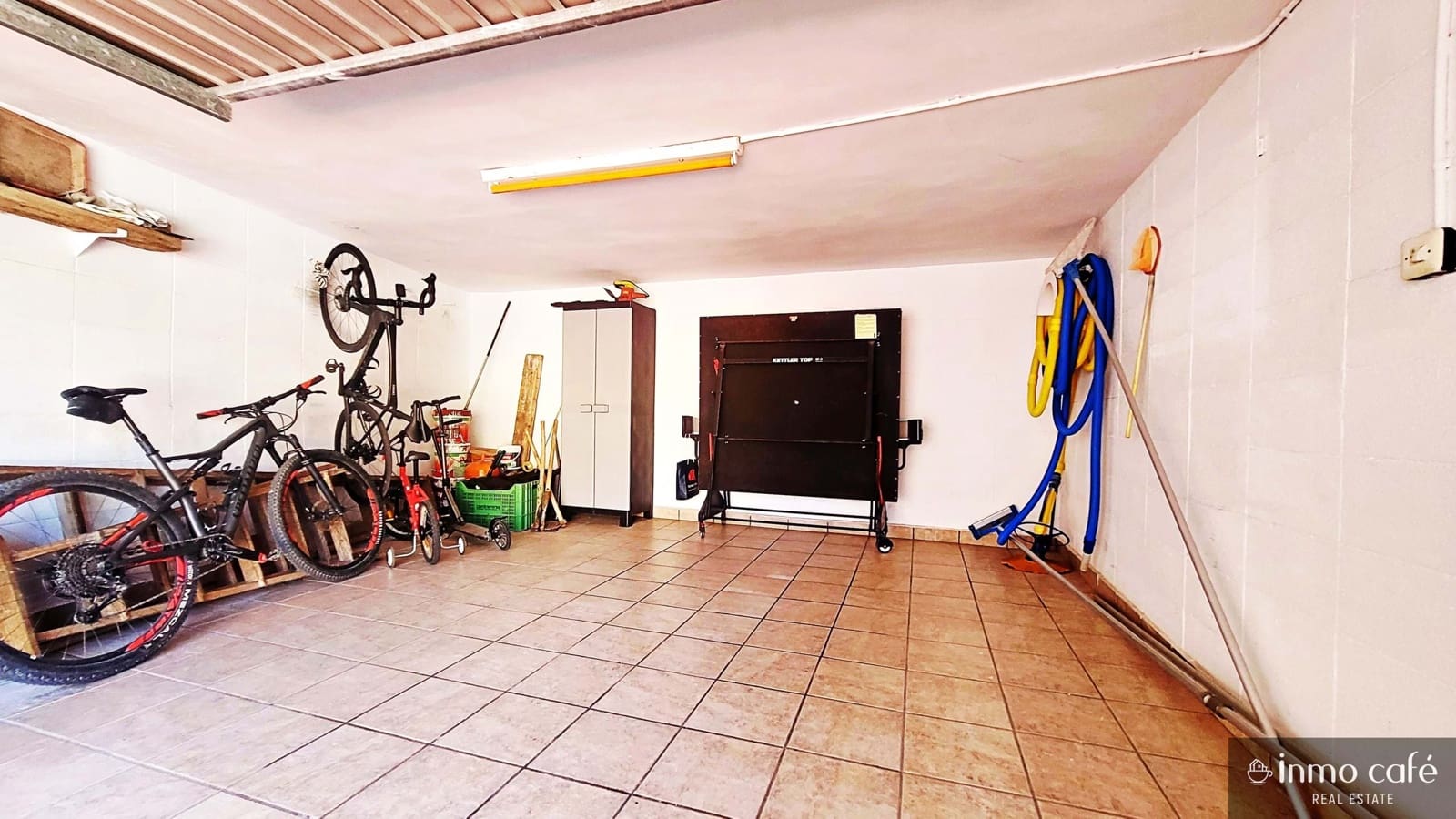 6 chambre Villa/Maison à vendre à Biar avec piscine garage - 349 000 € (Ref: 9160074)