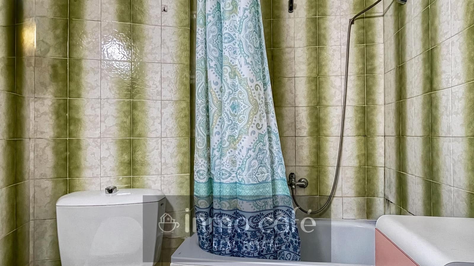 4 bedroom Apartment for sale in Canals - € 94,700 (Ref: 9163242)