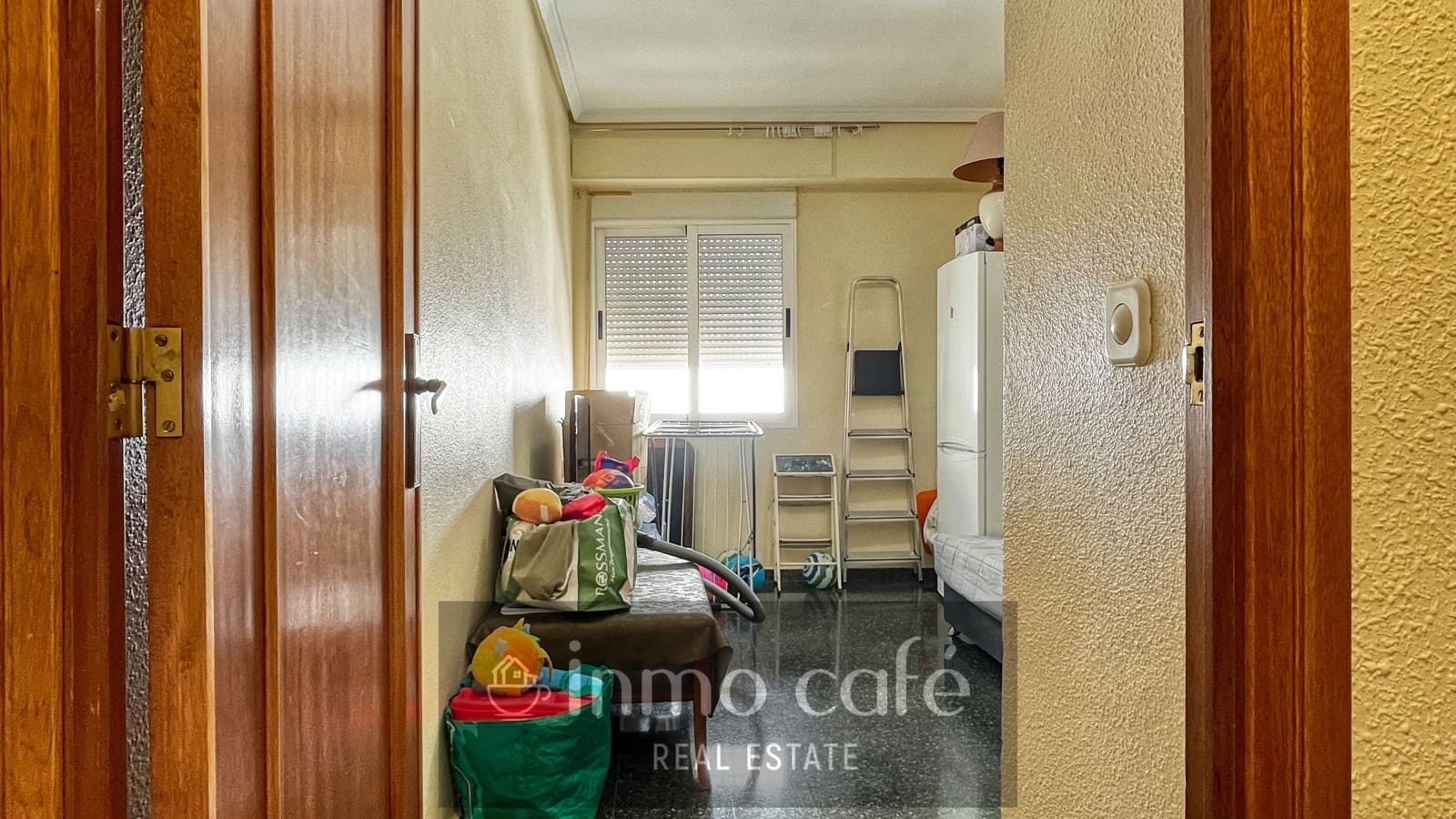 4 bedroom Apartment for sale in Canals - € 94,700 (Ref: 9163242)