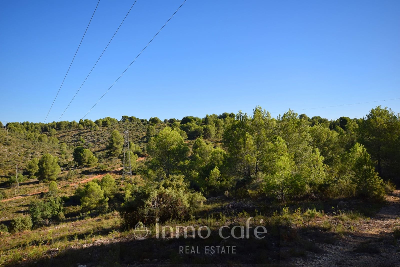 Rakentamaton maa myytävänä paikassa L'Alcudia de Crespins - 120 000 € (Ref: 9201832)