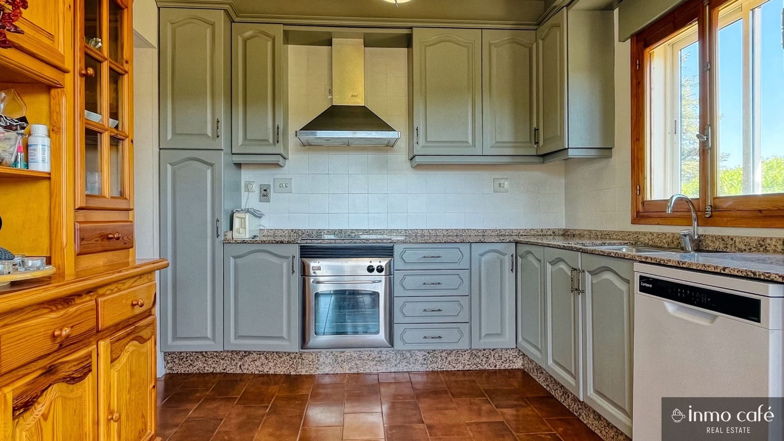 4 Zimmer Villa zu verkaufen in Ayora mit Garage - 239.000 € (Ref: 9219606)