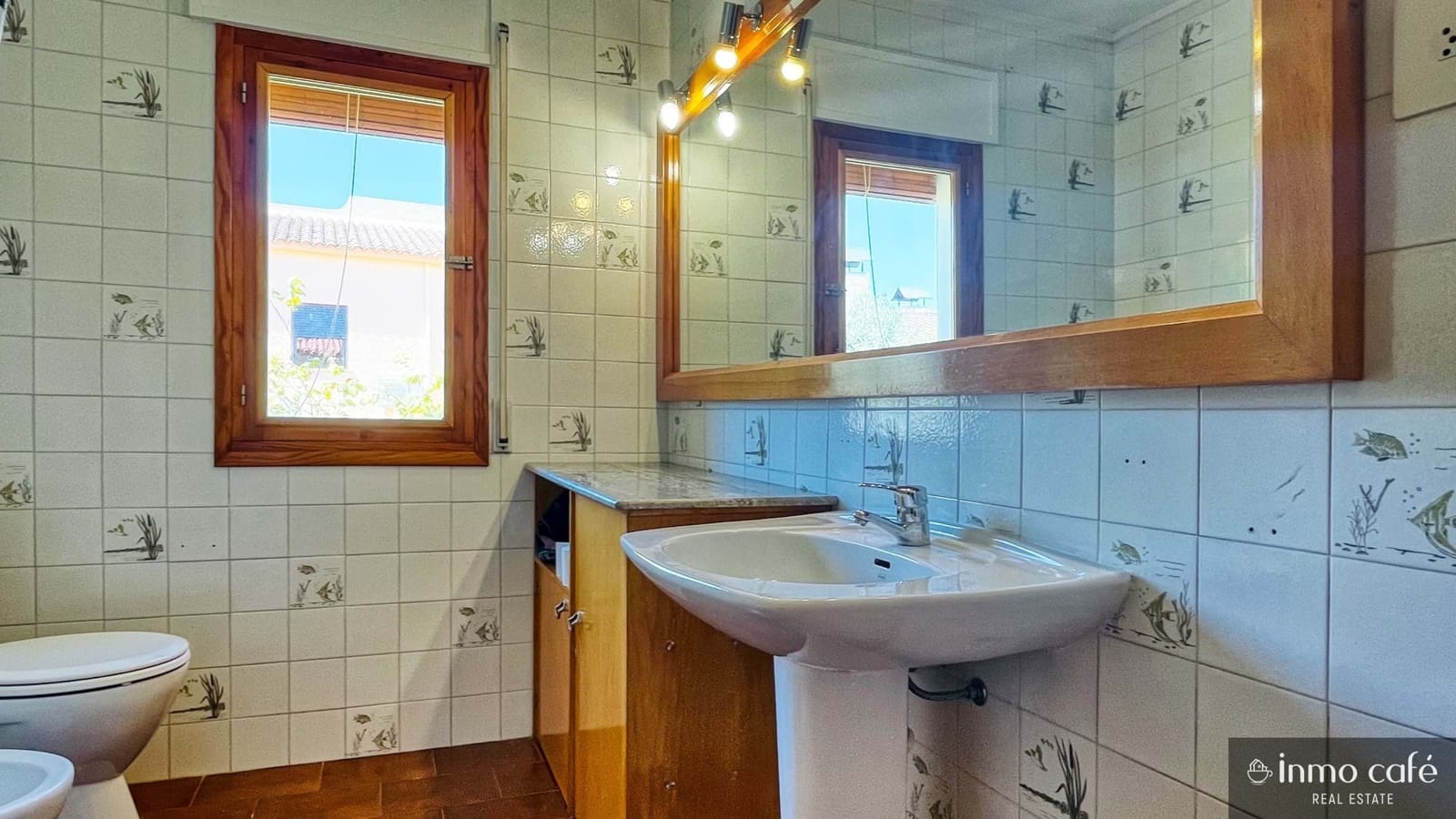 4 Zimmer Villa zu verkaufen in Ayora mit Garage - 239.000 € (Ref: 9219606)