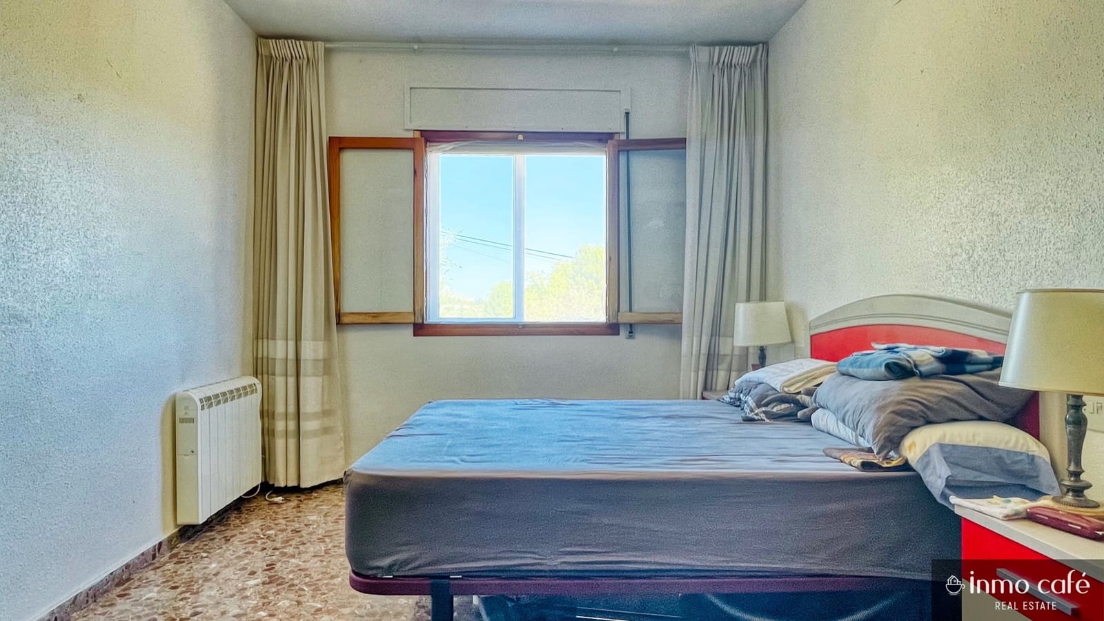 4 Zimmer Villa zu verkaufen in Ayora mit Garage - 239.000 € (Ref: 9219606)