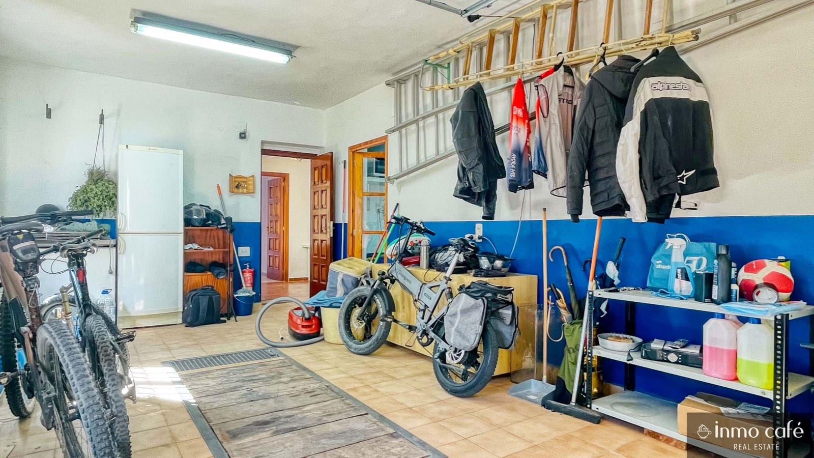 4 Zimmer Villa zu verkaufen in Ayora mit Garage - 239.000 € (Ref: 9219606)