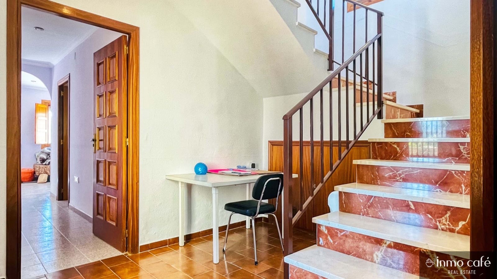 4 Zimmer Villa zu verkaufen in Ayora mit Garage - 239.000 € (Ref: 9219606)