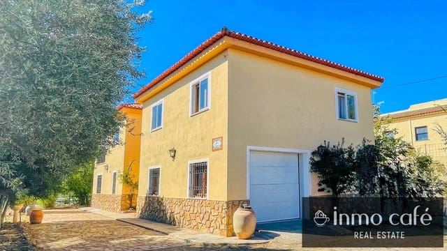 4 Zimmer Villa zu verkaufen in Ayora mit Garage - 219.000 € (Ref: 9219606)