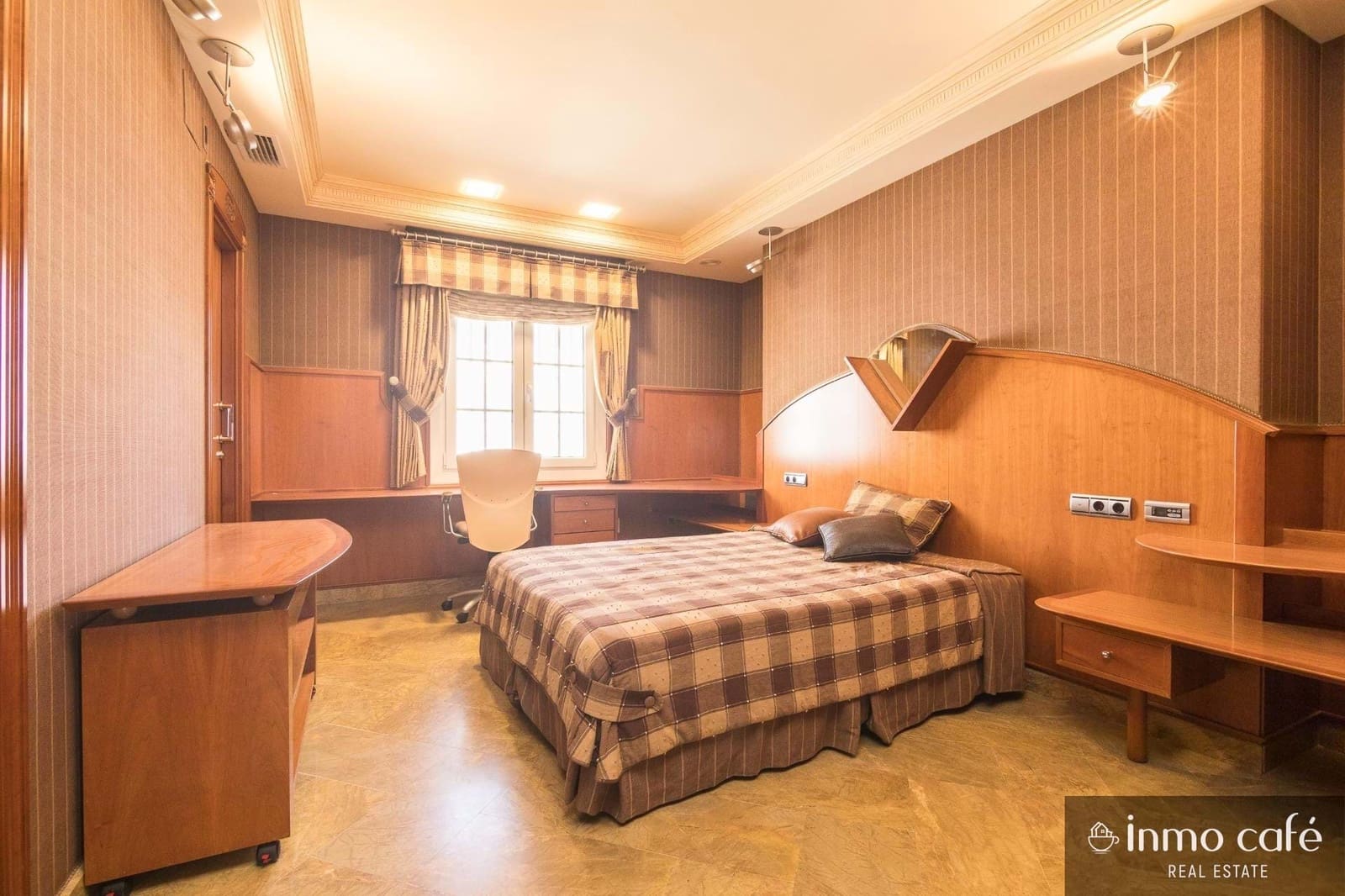 7 soveværelse Villa til salg i Elche / Elx med swimmingpool garage - € 1.650.000 (Ref: 9220296)