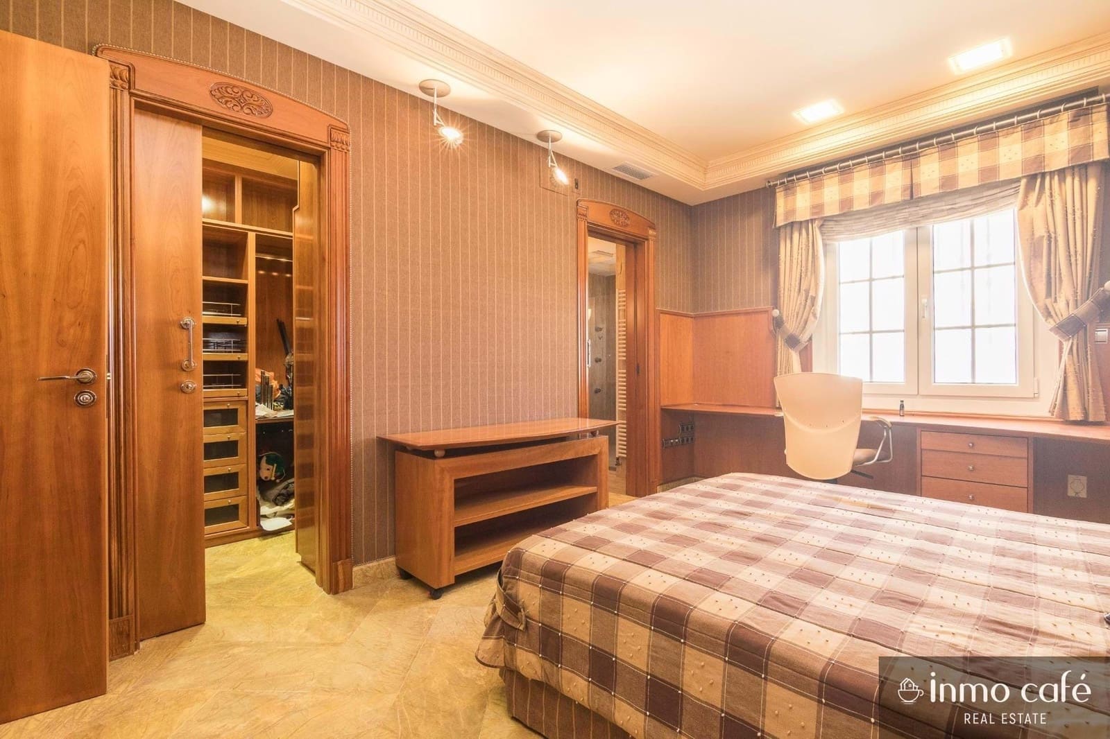 7 soveværelse Villa til salg i Elche / Elx med swimmingpool garage - € 1.650.000 (Ref: 9220296)