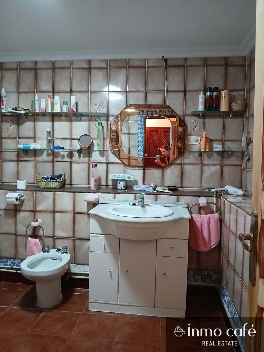 4 soverom Villa til salgs i Alicante by - € 280 000 (Ref: 9244289)