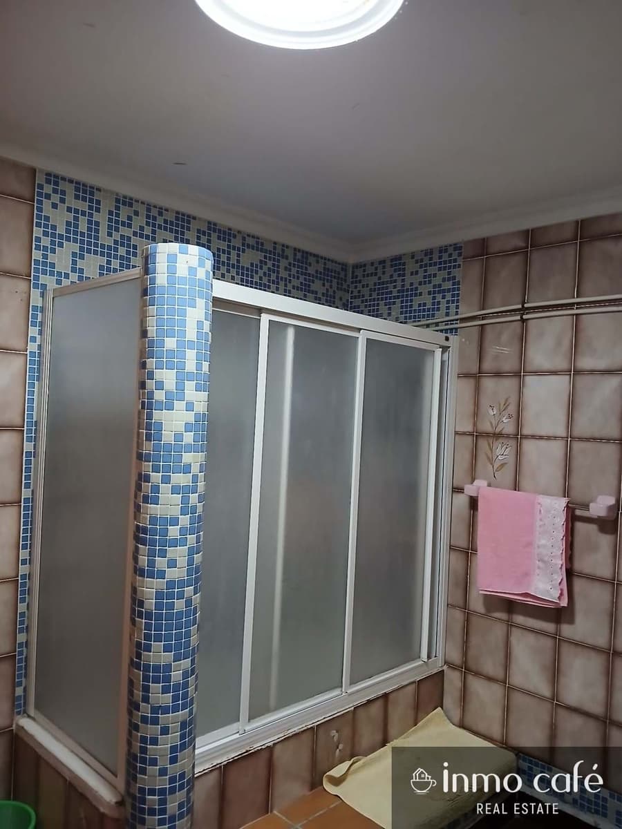 4 soverom Villa til salgs i Alicante by - € 280 000 (Ref: 9244289)