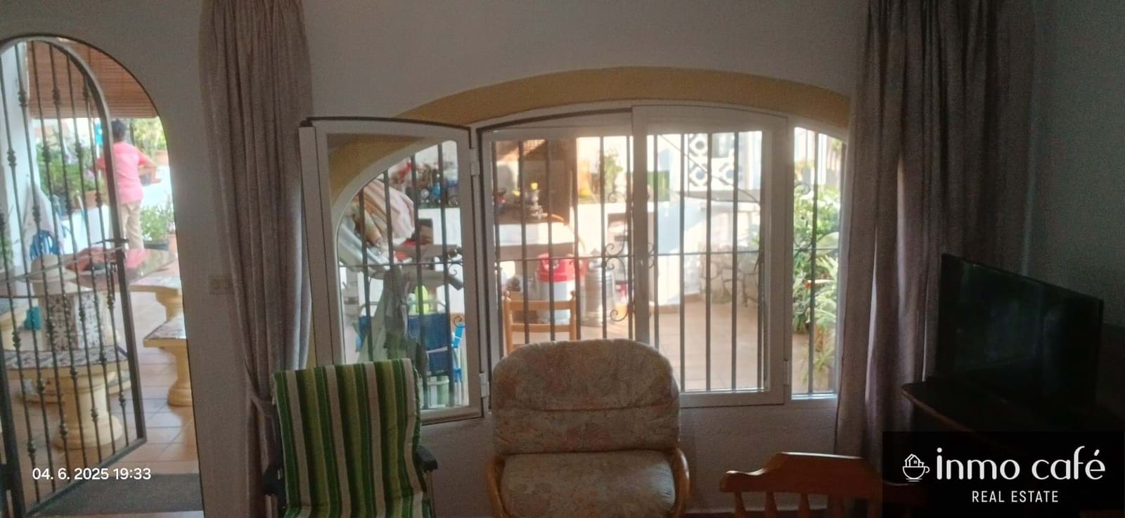 4 soverom Villa til salgs i Alicante by - € 280 000 (Ref: 9244289)