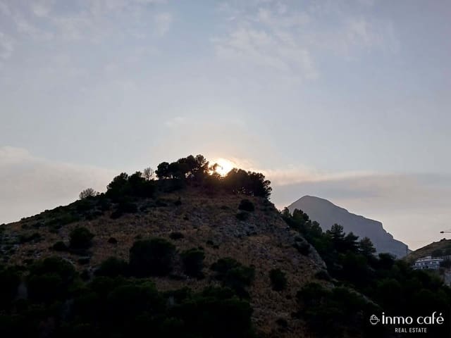 4 sovrum Villa till salu i Alicante stad - 280 000 € (Ref: 9244289)